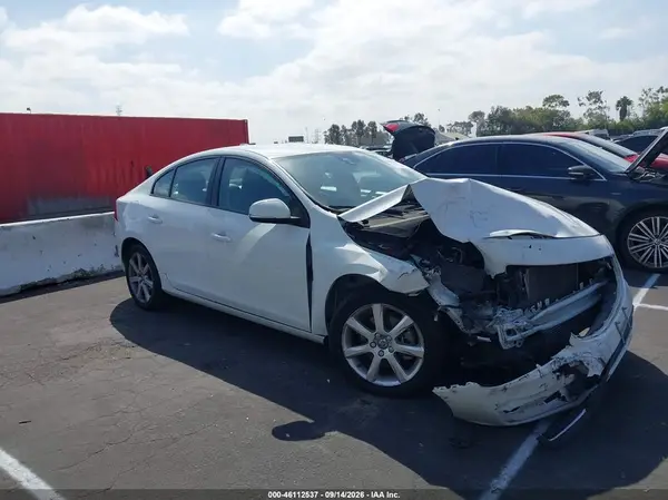 YV126MFJ3G2402523 2016 VOLVO S60