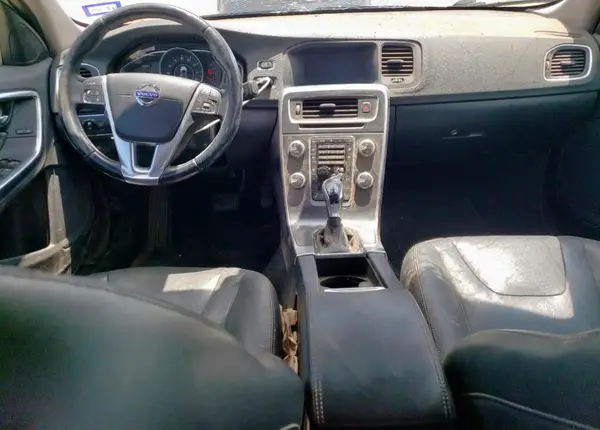 YV126MFJ4G2402515 2016 VOLVO S60 - Image 8