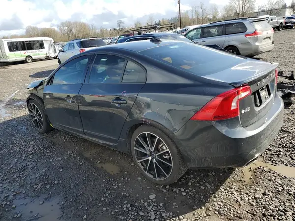 YV126MFJ5G2395624 2016 VOLVO S60 - Image 2