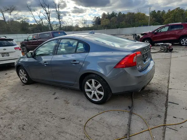 YV126MFJ5G2409019 2016 VOLVO S60 - Image 2