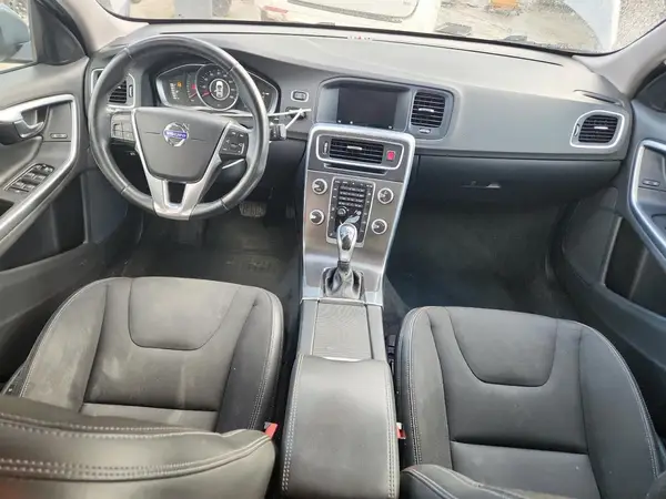YV126MFJ5G2409019 2016 VOLVO S60 - Image 8