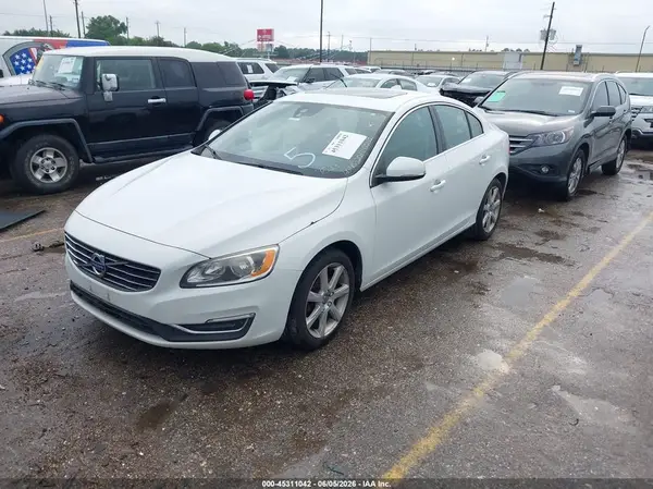 YV126MFK0G1399823 2016 VOLVO S60 - Image 2