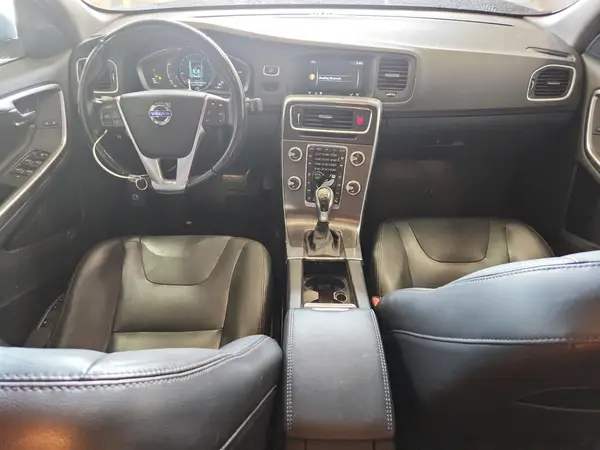 YV126MFK0G2391568 2016 VOLVO S60 - Image 8