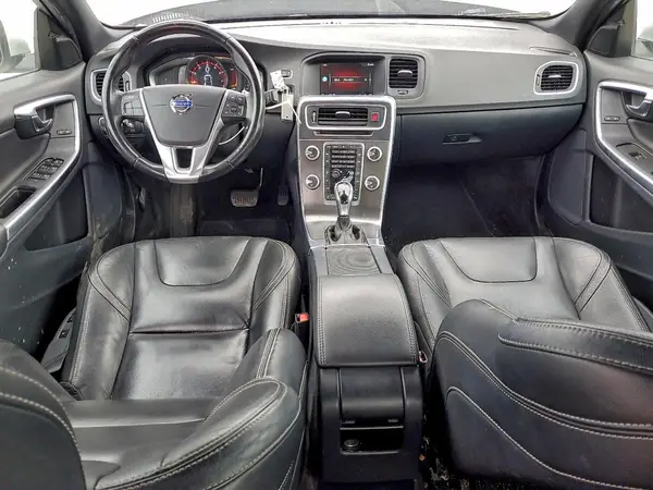YV126MFK0G2396172 2016 VOLVO S60 - Image 8