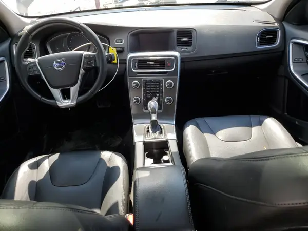 YV126MFK0G2401547 2016 VOLVO S60 - Image 8