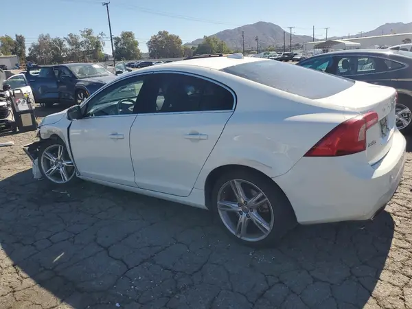 YV126MFK0G2413097 2016 VOLVO S60 - Image 2