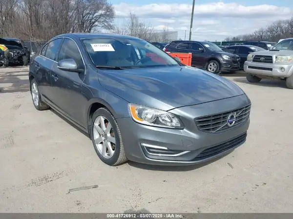 YV126MFK0G2413469 2016 VOLVO S60 - Image 1