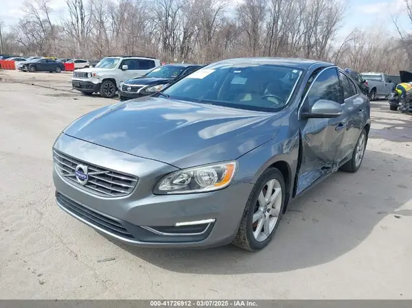 YV126MFK0G2413469 2016 VOLVO S60 - Image 2