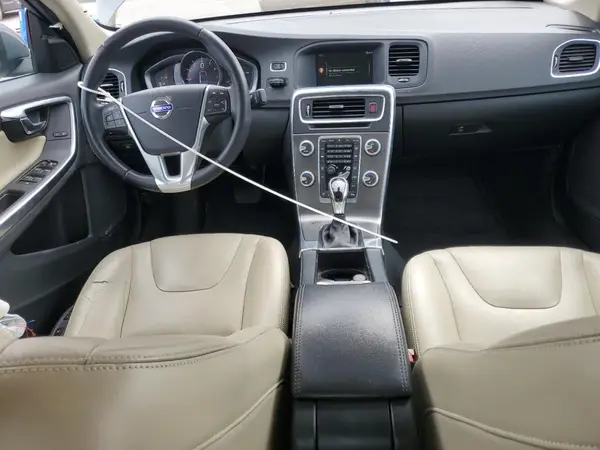 YV126MFK0G2413889 2016 VOLVO S60 - Image 8