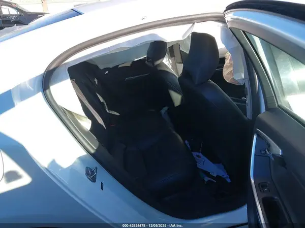 YV126MFK1G2409642 2016 VOLVO S60 - Image 8