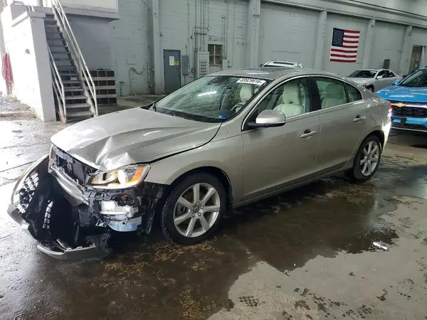 YV126MFK1G2411858 2016 VOLVO S60 - Image 1