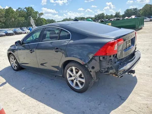YV126MFK1G2412105 2016 VOLVO S60 - Image 2