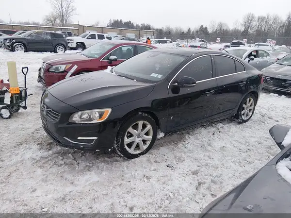 YV126MFK1G2414291 2016 VOLVO S60 - Image 2