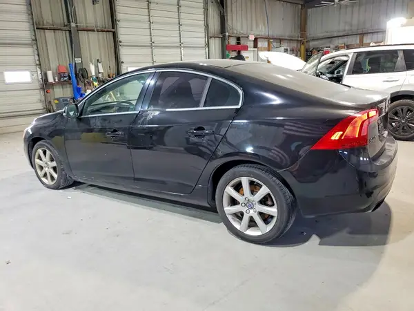 YV126MFK2G2390311 2016 VOLVO S60 - Image 2