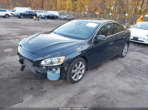 YV126MFK2G2405194 2016 VOLVO S60 - Image 2