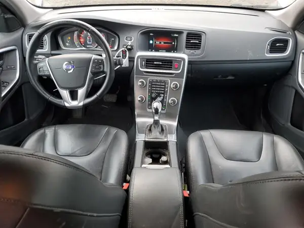YV126MFK2G2413053 2016 VOLVO S60 - Image 8