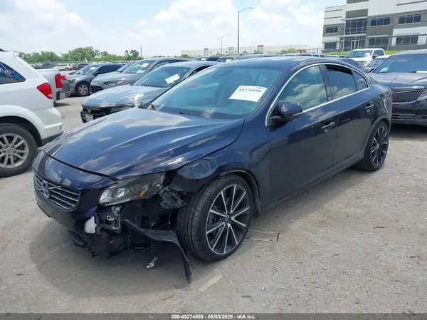 YV126MFK2G2413781 2016 VOLVO S60 - Image 2
