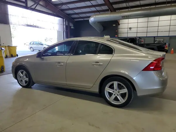YV126MFK3G2392682 2016 VOLVO S60 - Image 2