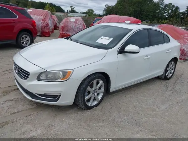 YV126MFK3G2393587 2016 VOLVO S60 - Image 2