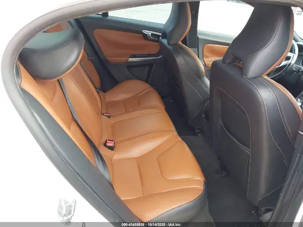 YV126MFK3G2393587 2016 VOLVO S60 - Image 8