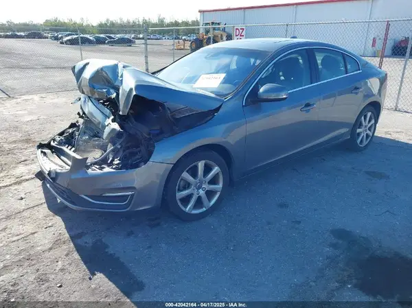 YV126MFK3G2395002 2016 VOLVO S60 - Image 2
