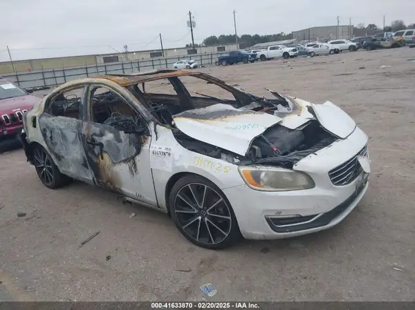 YV126MFK3G2396831 2016 VOLVO S60 - Image 1