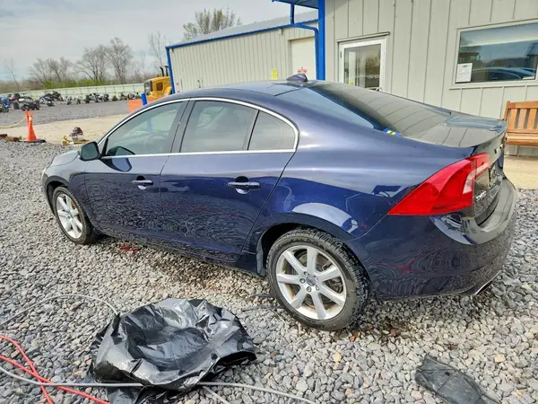 YV126MFK3G2411232 2016 VOLVO S60 - Image 2