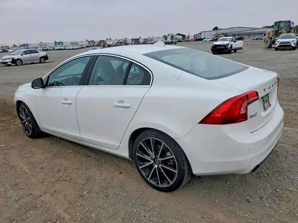 YV126MFK3G2413501 2016 VOLVO S60 - Image 2