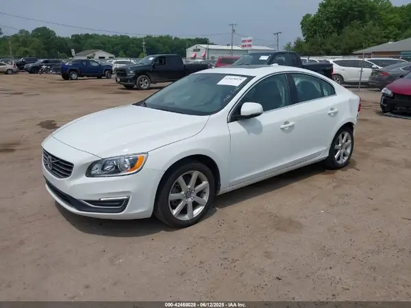 YV126MFK4G2412051 2016 VOLVO S60 - Image 2