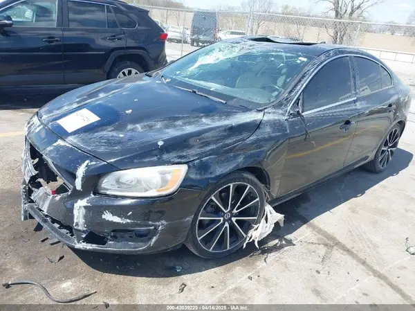 YV126MFK5G1398229 2016 VOLVO S60 - Image 2