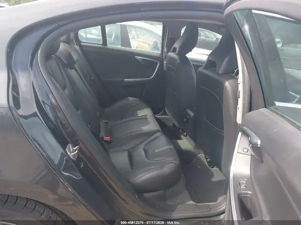 YV126MFK5G1399915 2016 VOLVO S60 - Image 8