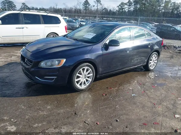 YV126MFK5G2392246 2016 VOLVO S60 - Image 2