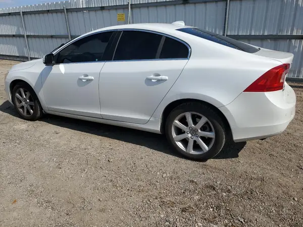 YV126MFK5G2398032 2016 VOLVO S60 - Image 2