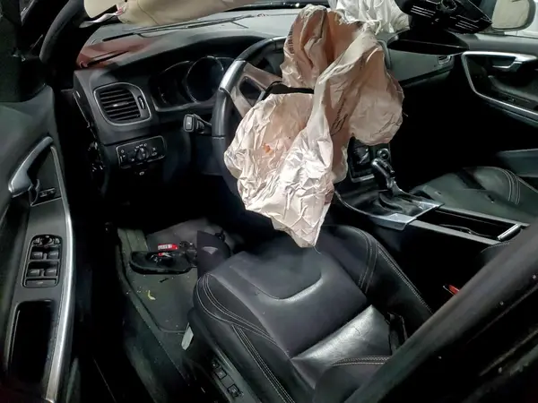 YV126MFK5G2408672 2016 VOLVO S60 - Image 8