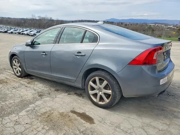 YV126MFK6G2393471 2016 VOLVO S60 - Image 2