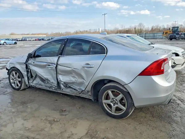 YV126MFK6G2393986 2016 VOLVO S60 - Image 2
