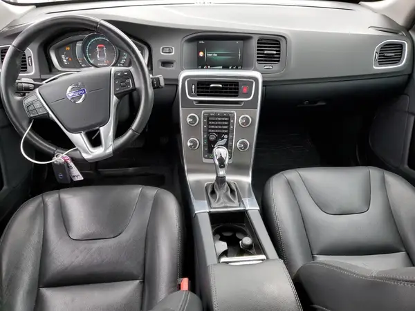 YV126MFK6G2412049 2016 VOLVO S60 - Image 8