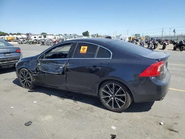 YV126MFK7G2392829 2016 VOLVO S60 - Image 2