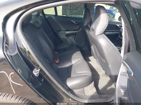 YV126MFK7G2393723 2016 VOLVO S60 - Image 8