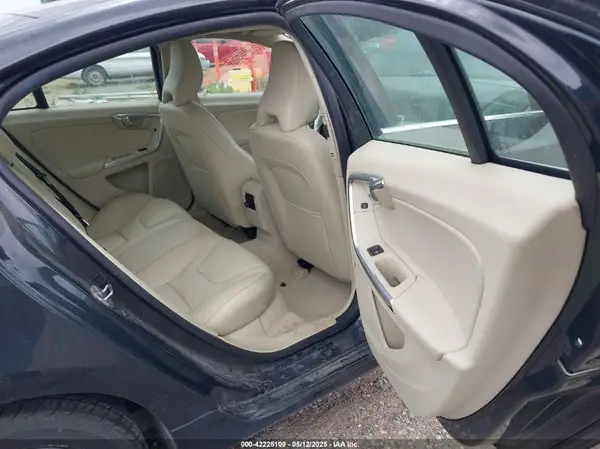 YV126MFK8G1399228 2016 VOLVO S60 - Image 8