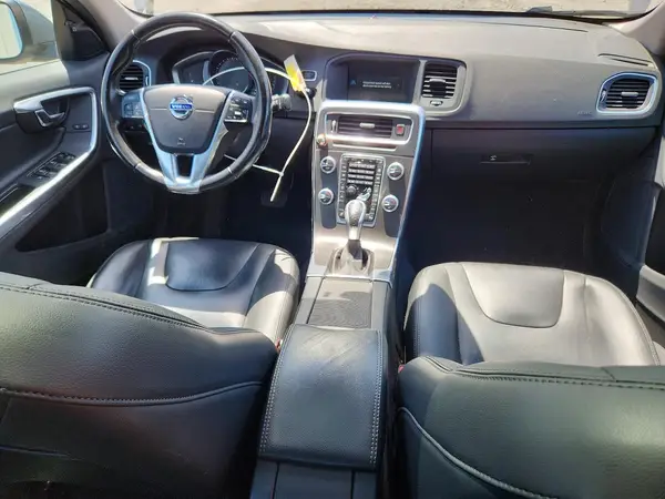 YV126MFK8G2392564 2016 VOLVO S60 - Image 8