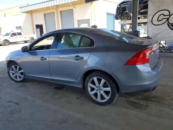 YV126MFK8G2405751 2016 VOLVO S60 - Image 2