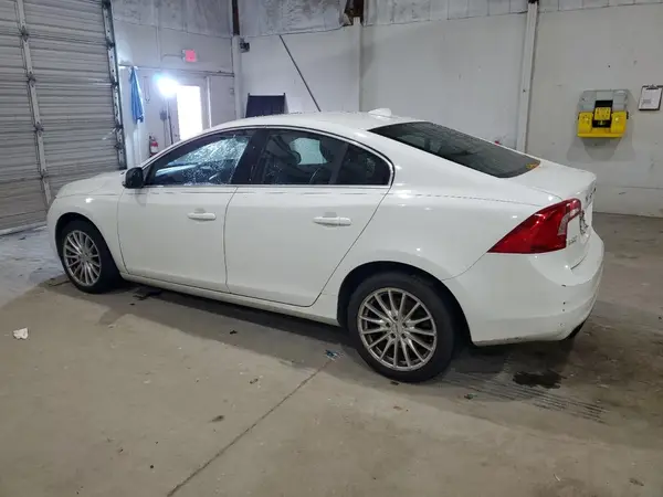 YV126MFK8G2407676 2016 VOLVO S60 - Image 2
