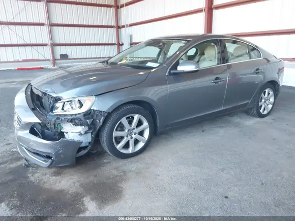 YV126MFK8G2411095 2016 VOLVO S60 - Image 2