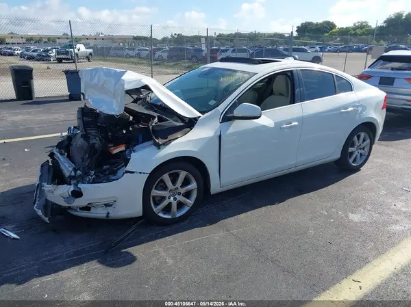 YV126MFK9G2391892 2016 VOLVO S60 - Image 2