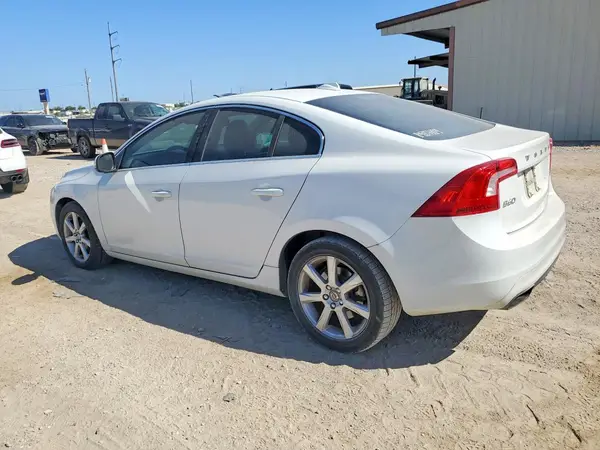 YV126MFK9G2392265 2016 VOLVO S60 - Image 2
