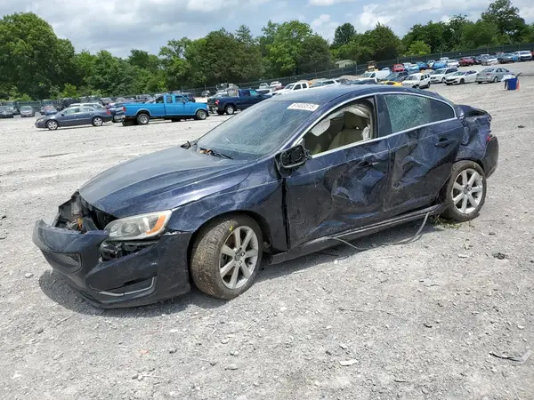 YV126MFK9G2393593 2016 VOLVO S60 - Image 1