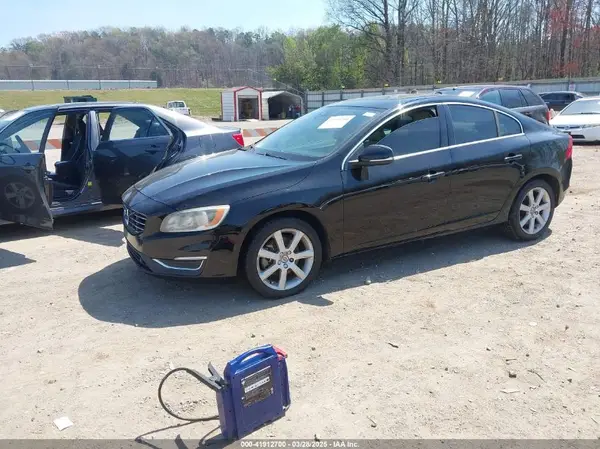 YV126MFK9G2396543 2016 VOLVO S60 - Image 2