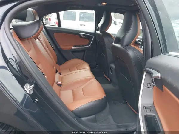 YV126MFK9G2410828 2016 VOLVO S60 - Image 8