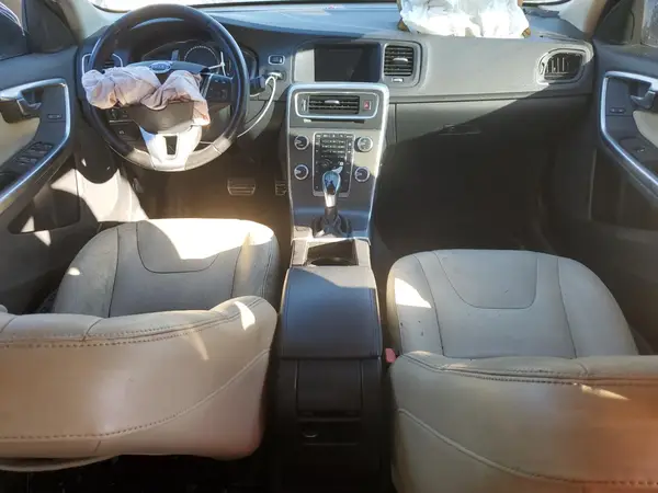 YV126MFK9G2411302 2016 VOLVO S60 - Image 8